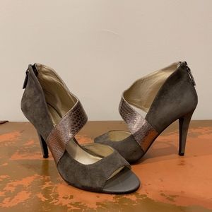 Audrey Brook High Heel Pump (size 8.5)